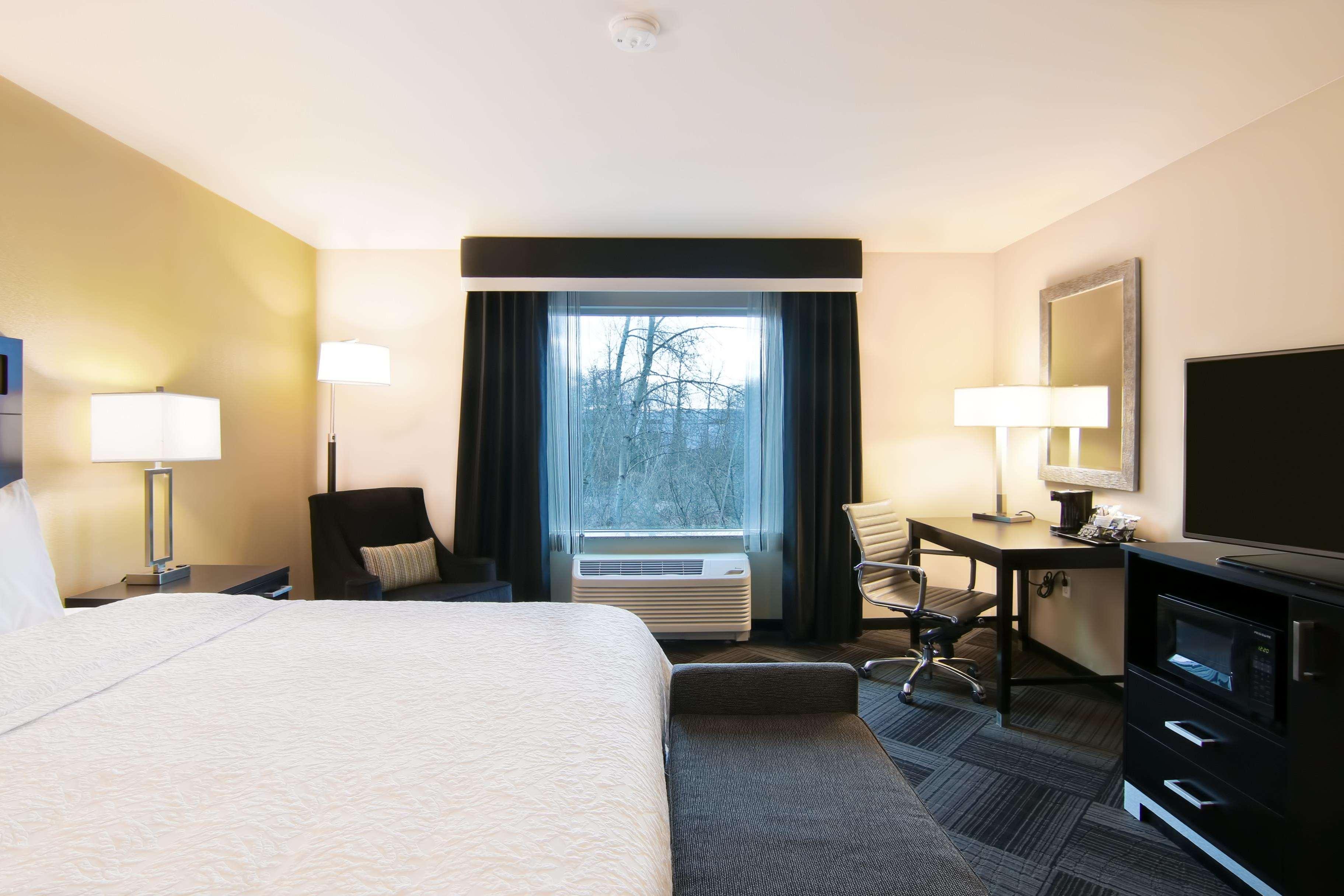 Hampton Inn & Suites Bellevue Downtown/Seattle Buitenkant foto