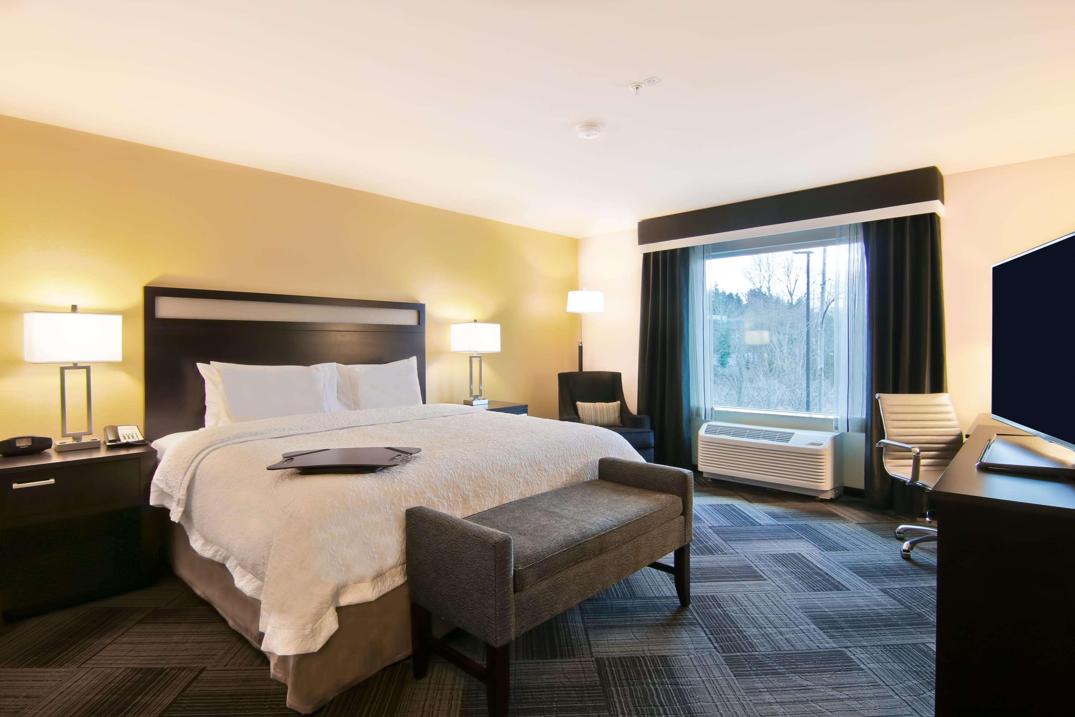 Hampton Inn & Suites Bellevue Downtown/Seattle Buitenkant foto