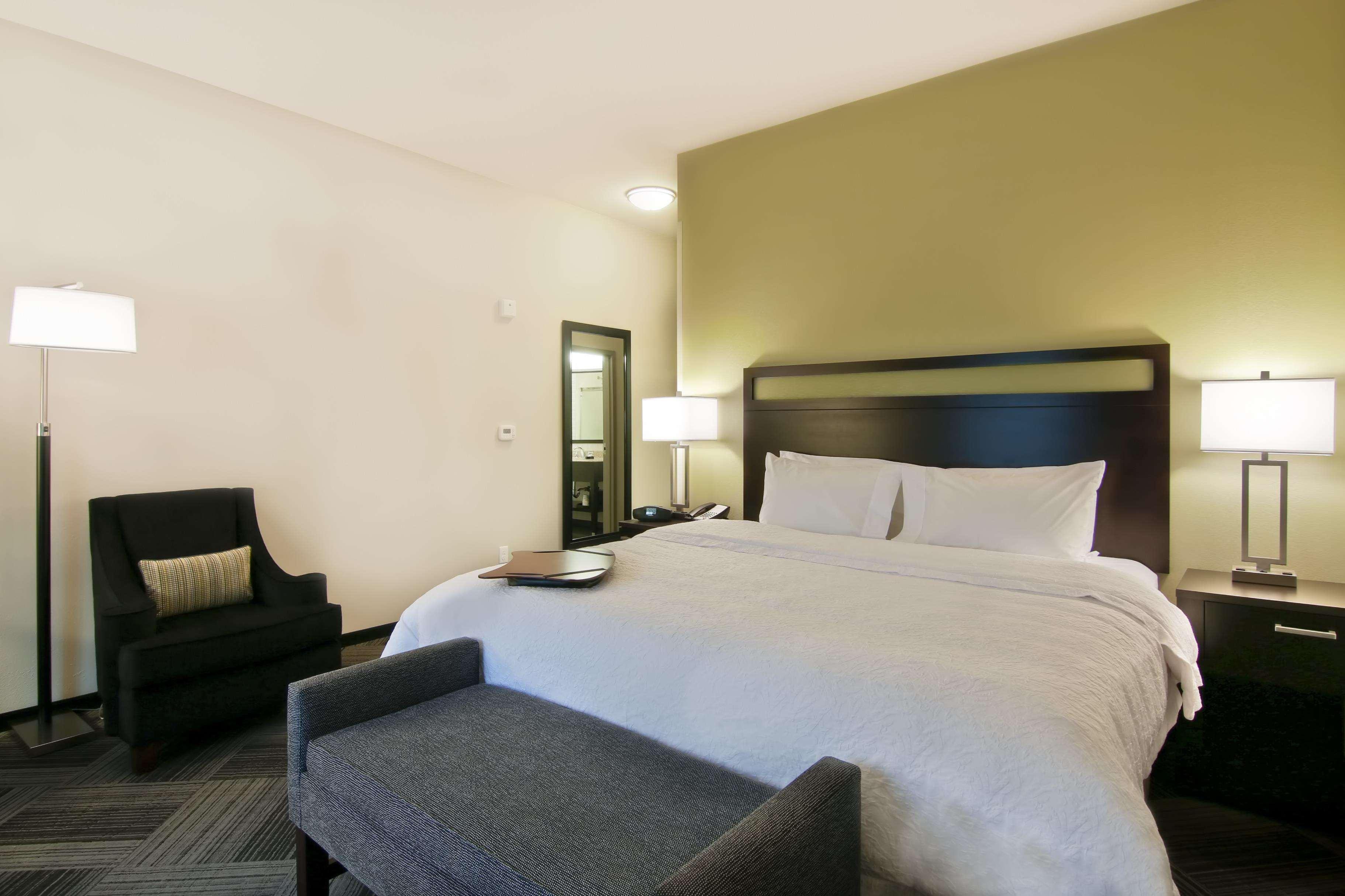 Hampton Inn & Suites Bellevue Downtown/Seattle Buitenkant foto