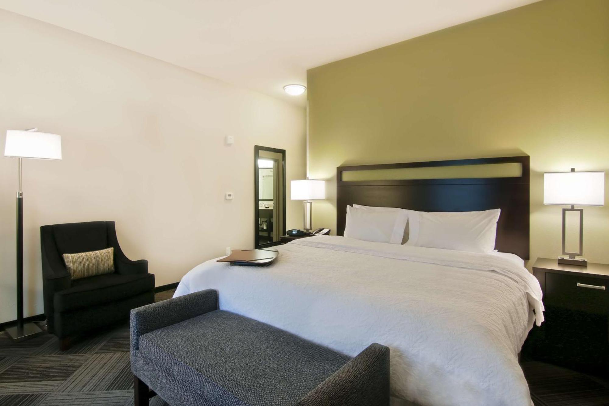 Hampton Inn & Suites Bellevue Downtown/Seattle Buitenkant foto