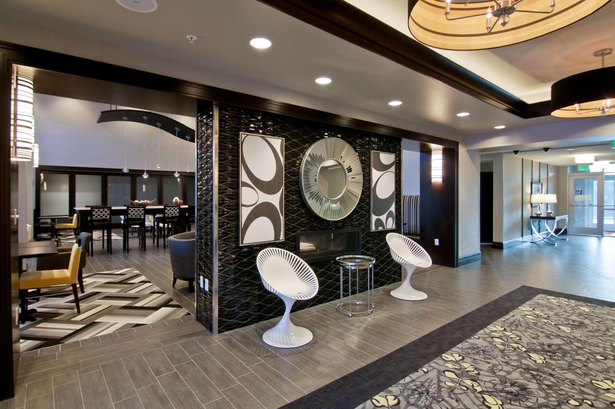 Hampton Inn & Suites Bellevue Downtown/Seattle Buitenkant foto